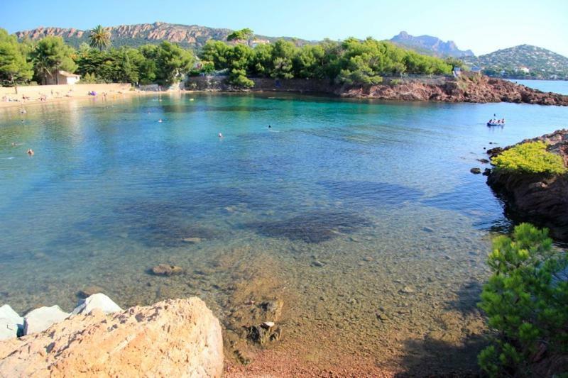 "Les Alizes" Cote Jardin Proche Bord De Mer แซ็งต์-ราฟาเอล ภายนอก รูปภาพ