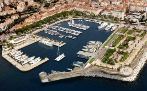 "Les Alizes" Cote Jardin Proche Bord De Mer แซ็งต์-ราฟาเอล ภายนอก รูปภาพ